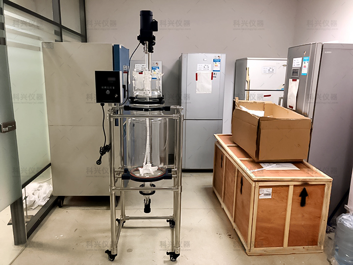 上?？婆d儀器與上海某集團(tuán)合作